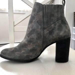 Schutz Camo Ankle Boots Block Heel